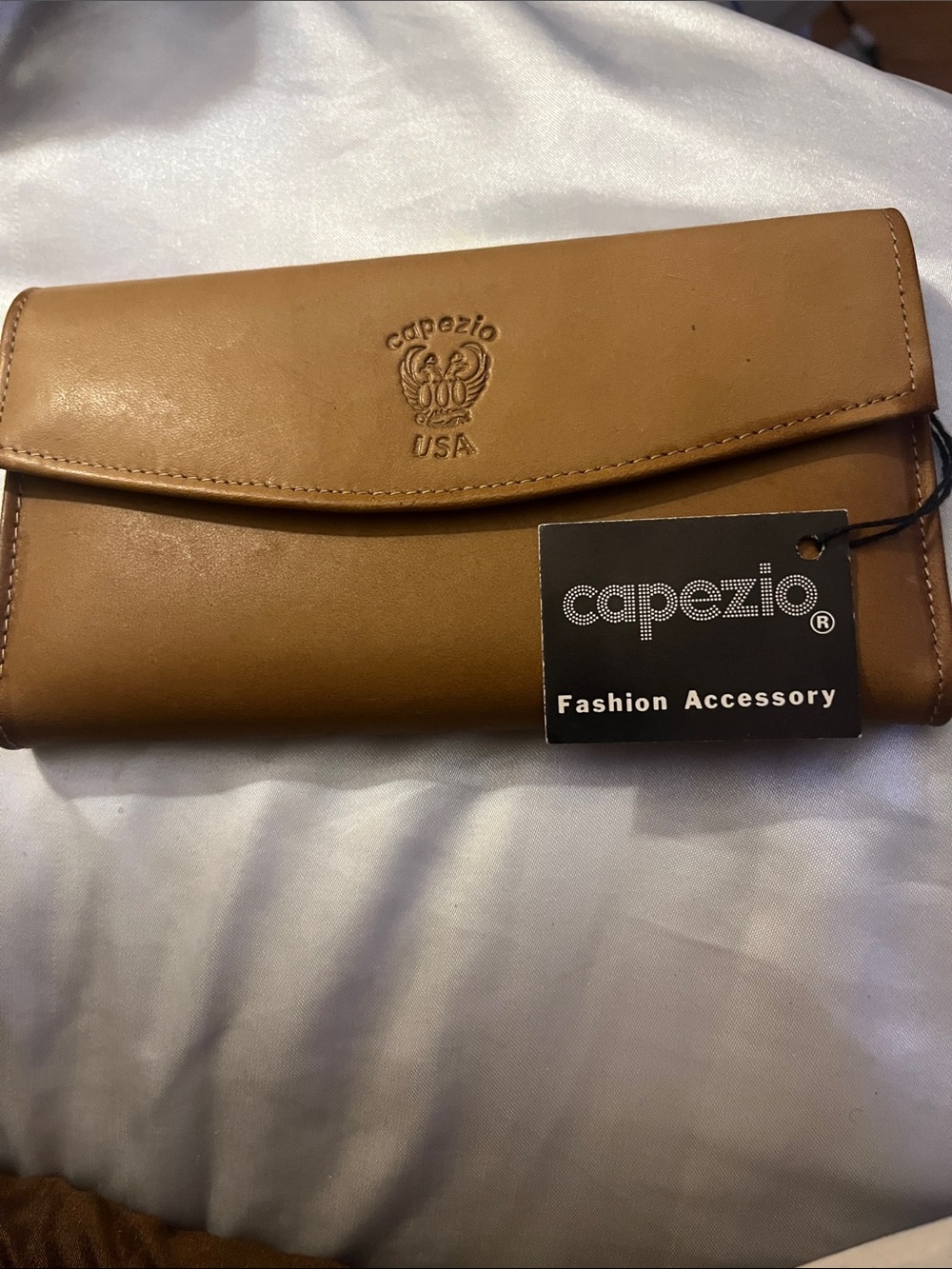 Vintage new with tags capezio wallet